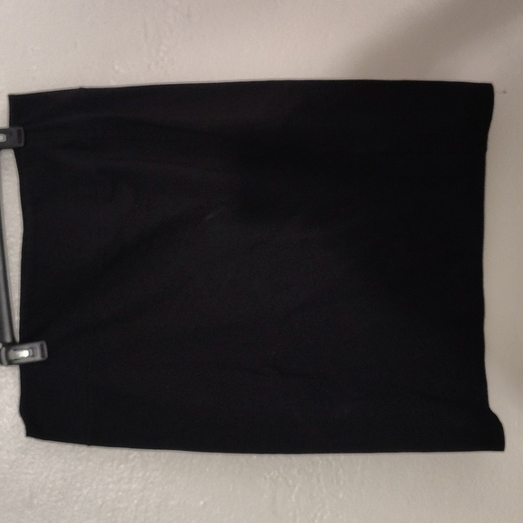 Elegant Black Women's Skirt SZ X1 PLUS CLASSIC STAPLE SIMPLE COMFORTABLE OFFICE - Picture 3 of 4